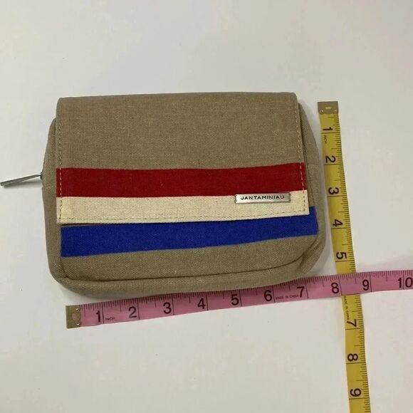 Jantaminiau Clutch  - Picture 8 of 8